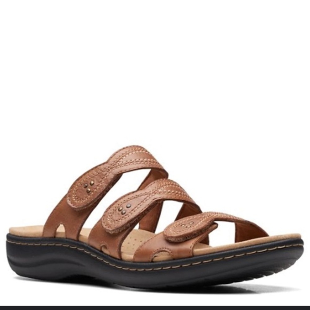 New ▶️ Clark's ◀️ Laurieann Dark Tan Leather Sandals. Size 6 in excellent cond.